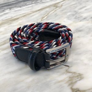 Braided elastic belt.